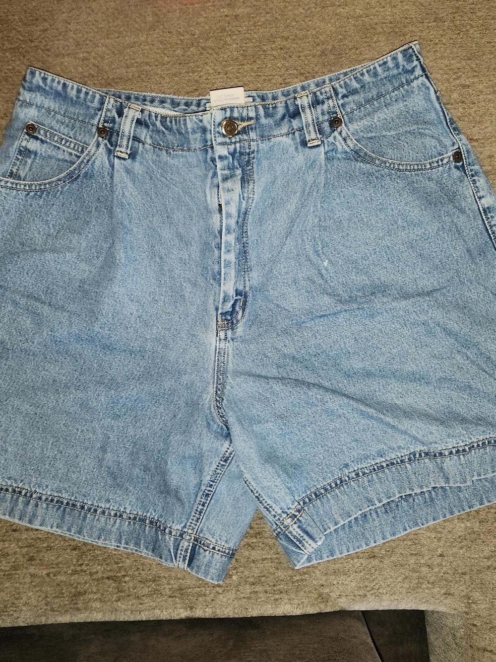 Sonoma Light Wash Denim Shorts Size 14